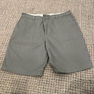 Dockers Cotton flat front grey shorts, size 36 waist